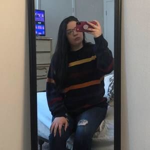 Meet your Posher, Abbey